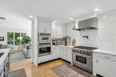 7655 Randue Court, Indianapolis - 21