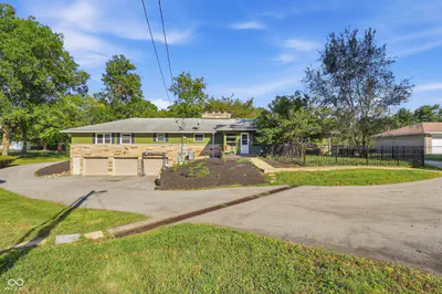 4750 Kessler Boulevard North Drive, Indianapolis - 43