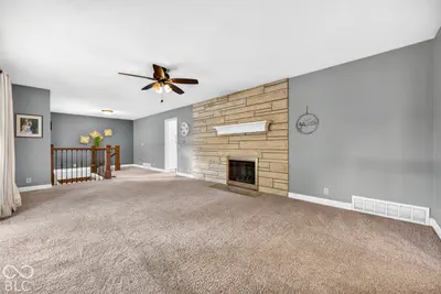2211 Heideman Drive, Seymour - 17