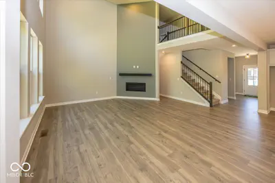 1914 Delp Court, Avon - 5