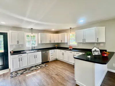 8311 Old Nashville, Columbus - 21