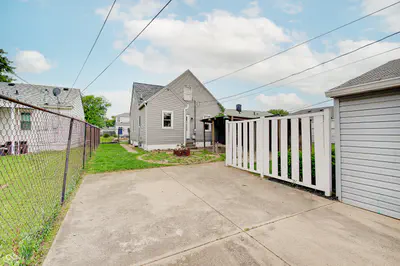 73 3rd Avenue, Beech Grove - 30
