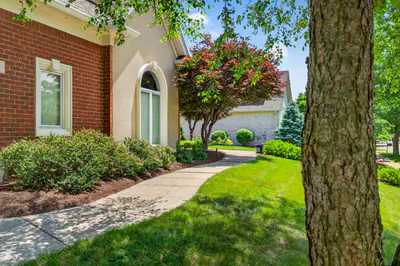 1981 Caledonian Court, Greenwood - 6
