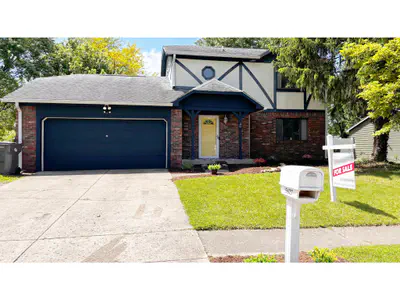 5627 Hill Rise Drive, Indianapolis