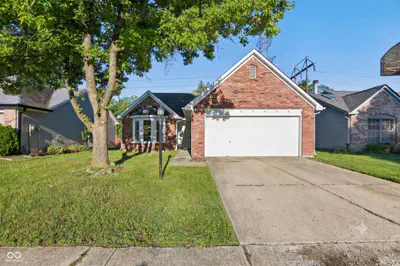 5654 Crown Vetch Place, Indianapolis