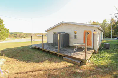 1704 Country Manor W, North Vernon - 21