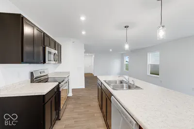 7522 Frasier Lane, Camby - 9