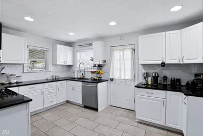 1702 Campbell Avenue, Indianapolis - 13