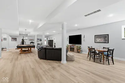 209 Buckingham Road, Yorktown - 9
