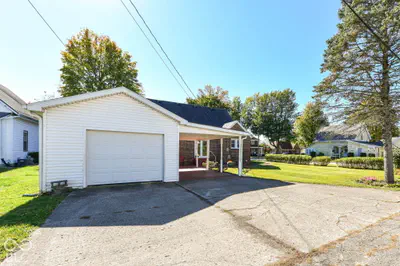 690 High Street, Middletown - 41