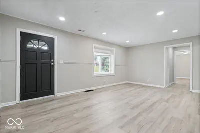 566 Trowbridge Street, Indianapolis - 4