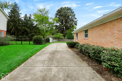 12108 Windsor Drive, Carmel - 61