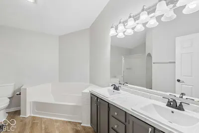 11076 Oakridge Drive, Fishers - 20