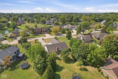 1909 Lakeside Lane, Indianapolis - 41