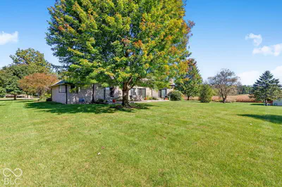 5771 Burlington Drive, Muncie - 40