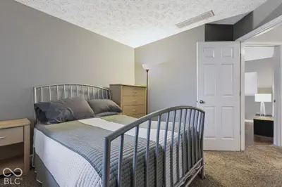 11533 Jamestown West Drive, Fishers - 28