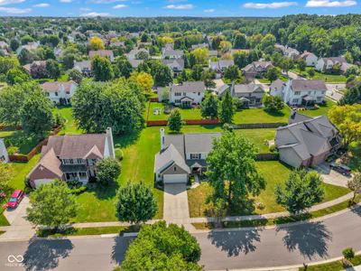 15068 Windsor Lane, Noblesville - 47