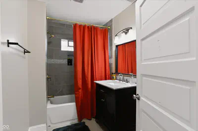 607 E 32nd Street, Indianapolis - 20