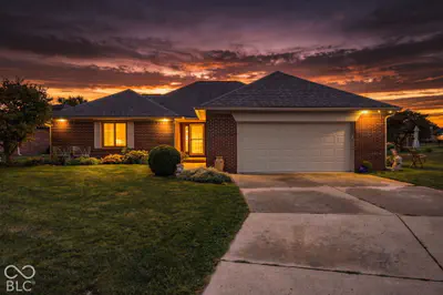 6765 Hall Road, Plainfield - 3