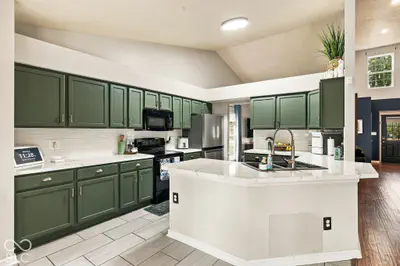 6267 Kentstone Drive, Indianapolis - 12