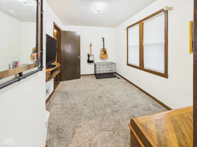 318 Vasbinder Drive, Chesterfield - 20