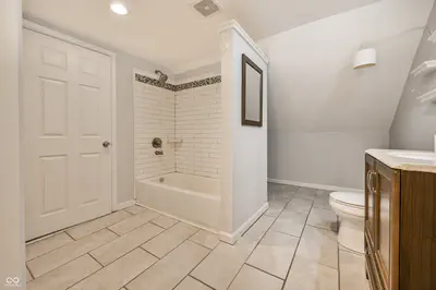 1705 Woodlawn Avenue, Indianapolis - 30