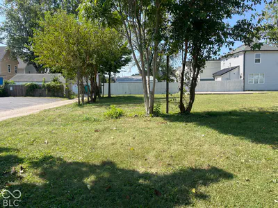 444 Spruce Street, Indianapolis - 2