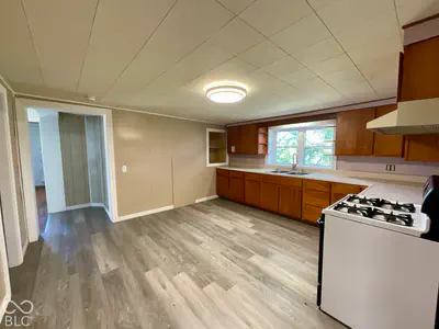 317 Center Street, Worthington - 13