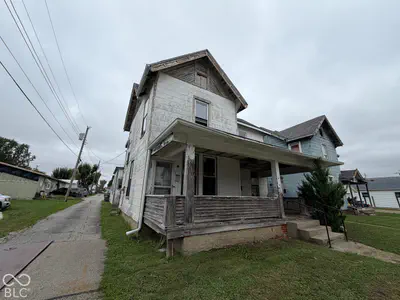 216 3rd Street, Rushville