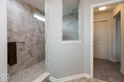 8284 Terryglass, Avon - 15