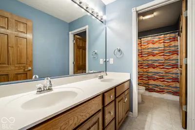 3634 Hunters Court, Greenfield - 19