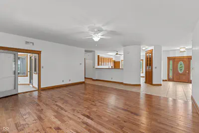 505 Kelly Drive, Brownstown - 10