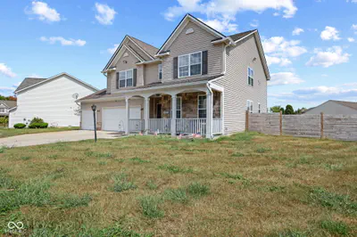 9471 Treyburn Lakes Drive, Indianapolis - 3