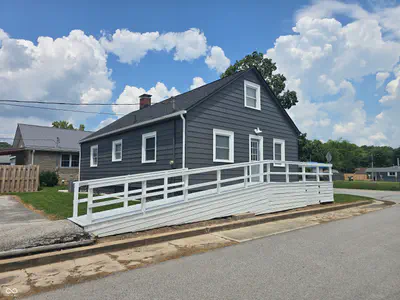 213 Fletcher Avenue, Spencer - 3