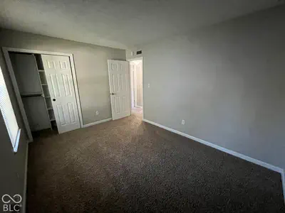 5925 Dunmore Drive, Indianapolis - 18