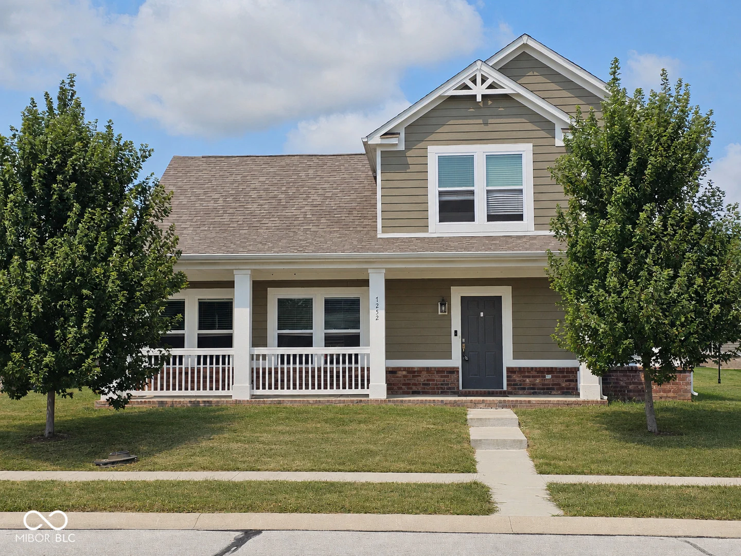 7252 Lockford Walk, Avon