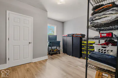 723 Oak Street, Seymour - 15