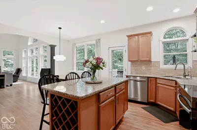 1040 Sullivans Ridge, Zionsville - 29