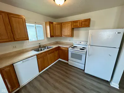 4306 Hoyt Avenue, Indianapolis - 23