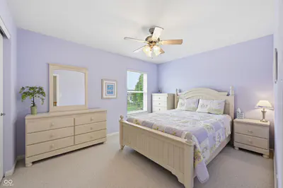 7851 Friends Creek, Avon - 19