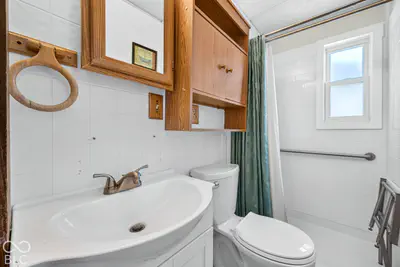 618 S Poplar Street, Seymour - 59