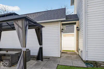 2623 Delaware Street, Indianapolis - 23