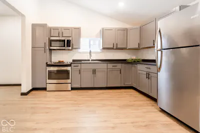 418 3rd Street, Seymour - 9