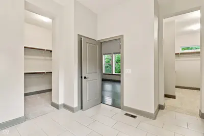 11162 Cliffside Drive, Fortville - 45