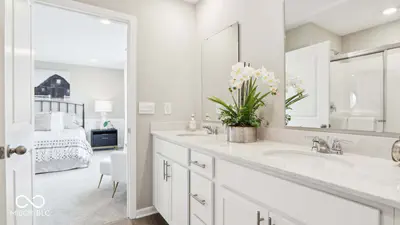 3172 Haberdashery Drive, Monrovia - 51