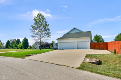 5522 River Birch Drive, Columbus - 48