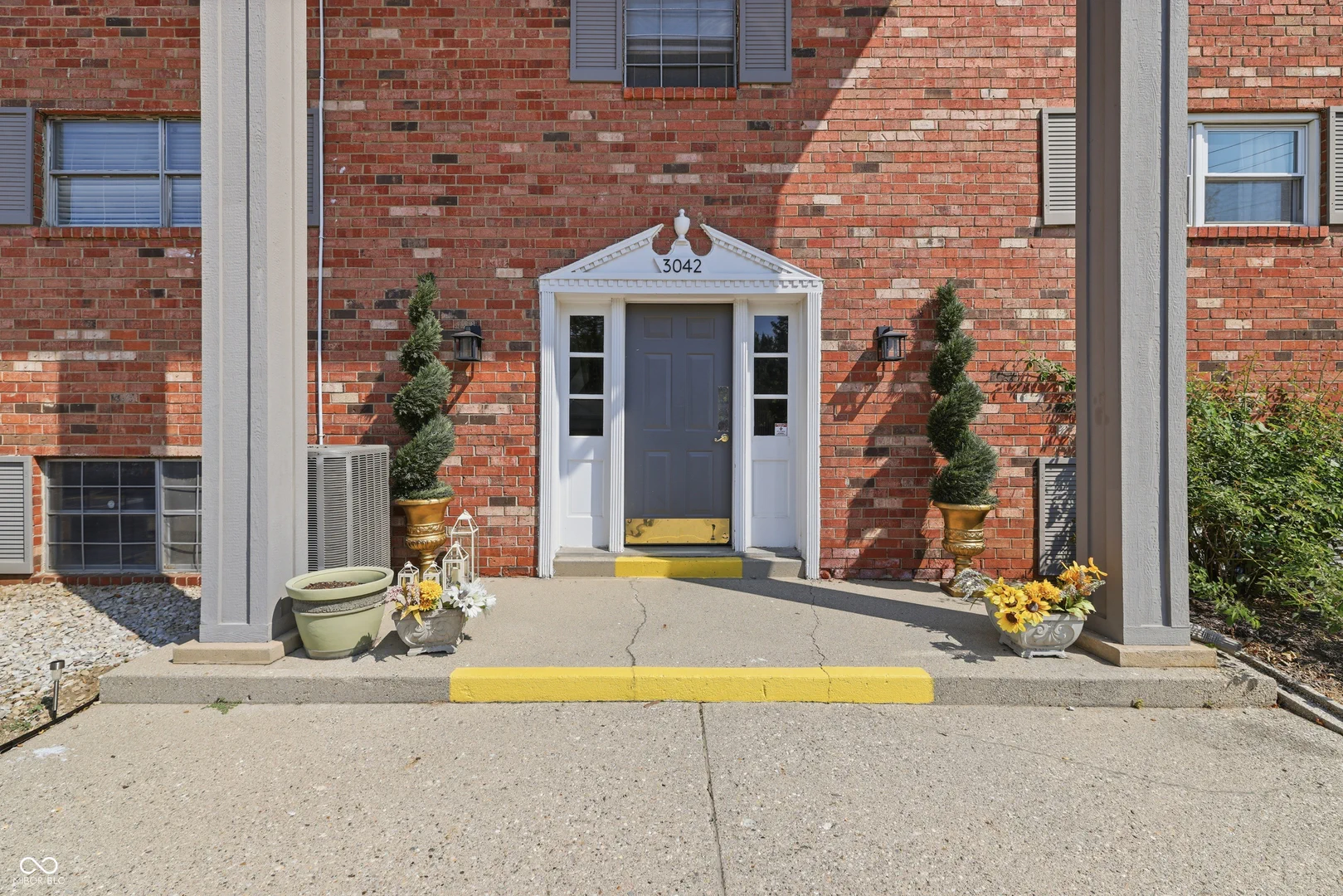 3042 Lake Shore Drive, Indianapolis