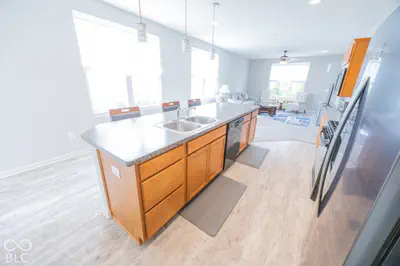 4752 Larkspur Drive, Plainfield - 10