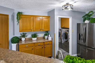 10934 Cyrus Drive, Indianapolis - 21