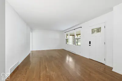 6035 Woodside Drive, Indianapolis - 6